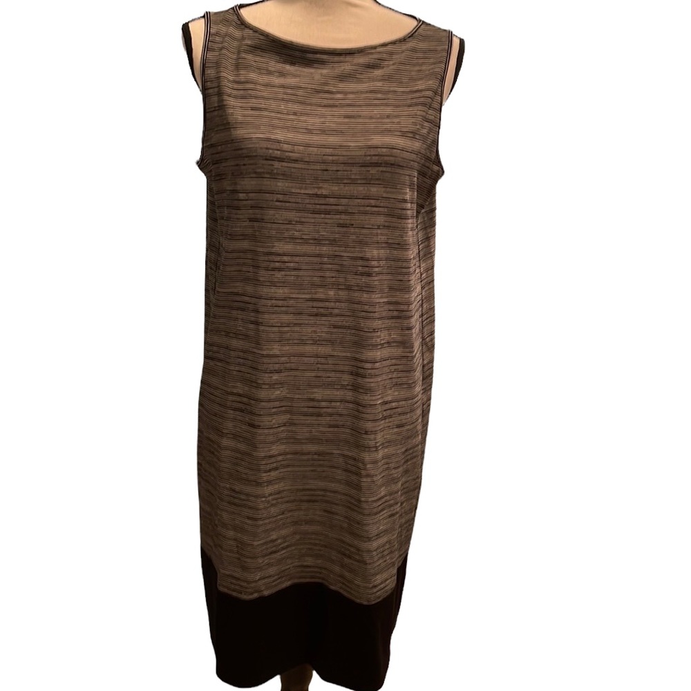 NWOT J.Jill Wearever Collection Sleeveless Dress. Size medium.